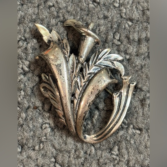 Vintage Silver Trumpet Flower Pin Brooch 2.5”
